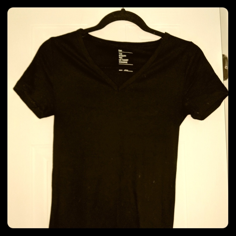 Gap t-shirts 2 for a total of 10$